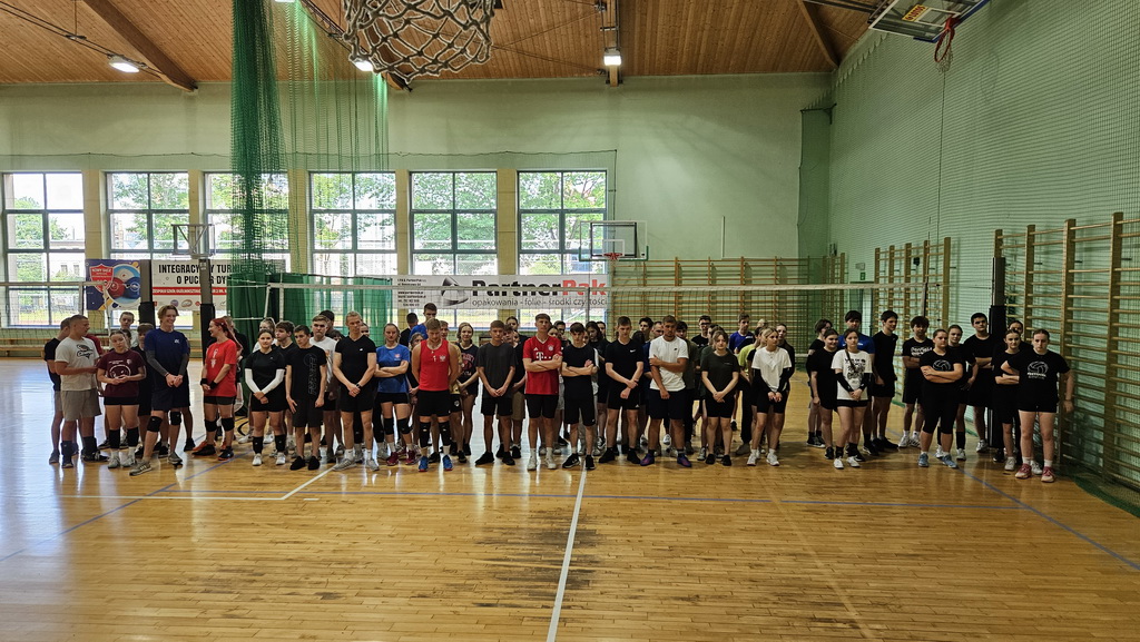 Zdjęcie dzien_sportu_2023 (01)1c3565d3-5920-4652-859a-d506f0841f17.jpg w galerii Dzień Sportu w II LO